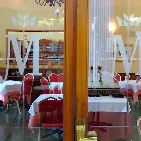 Hotel Madrid Bierzo Понферрада Экстерьер фото