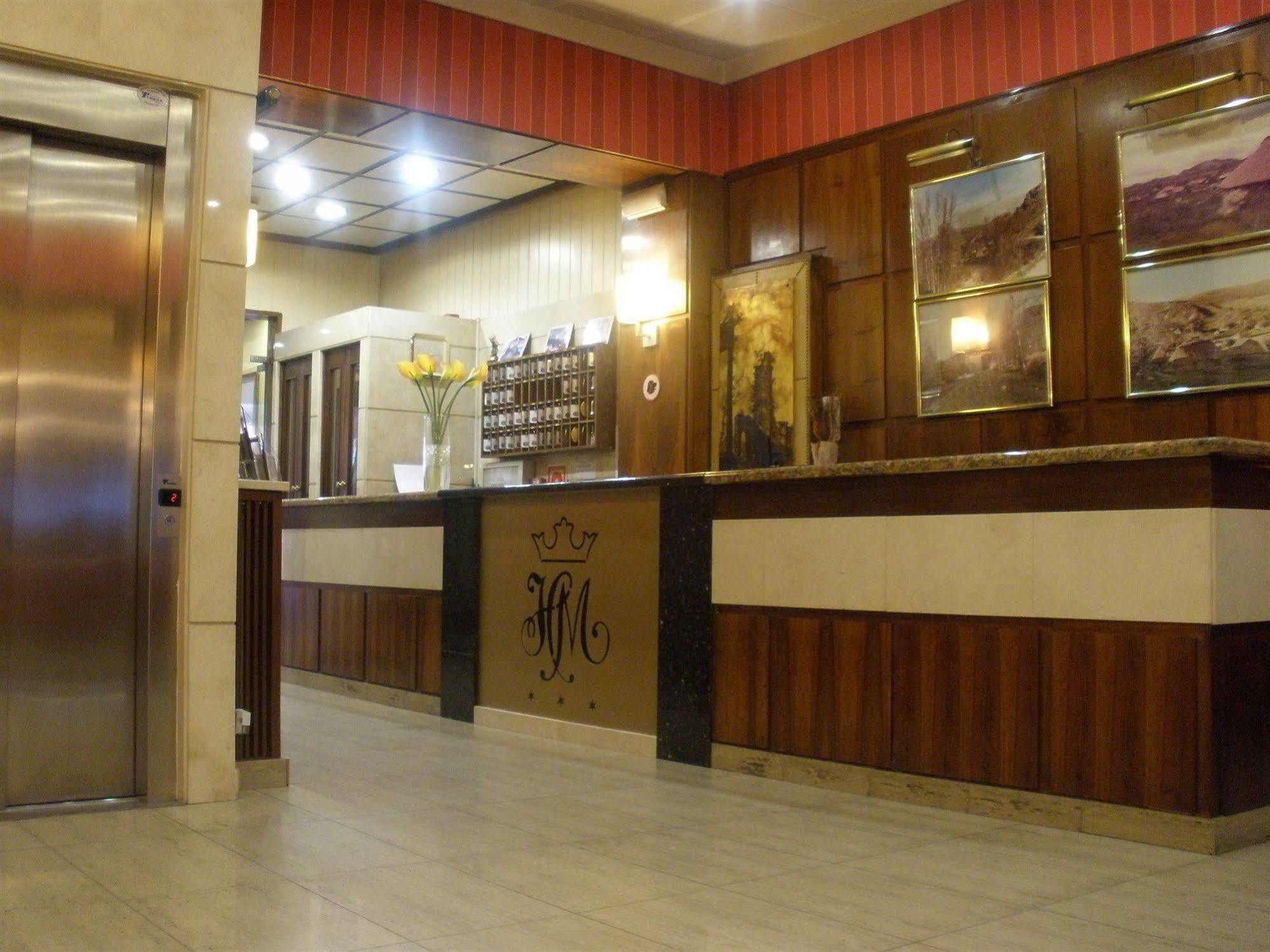 Hotel Madrid Bierzo Понферрада Интерьер фото